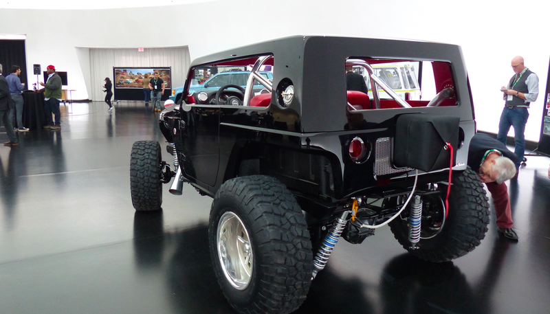 Illustration for article titled Jeep Built A Hot-Rodded Wrangler And My God Is It Nuts